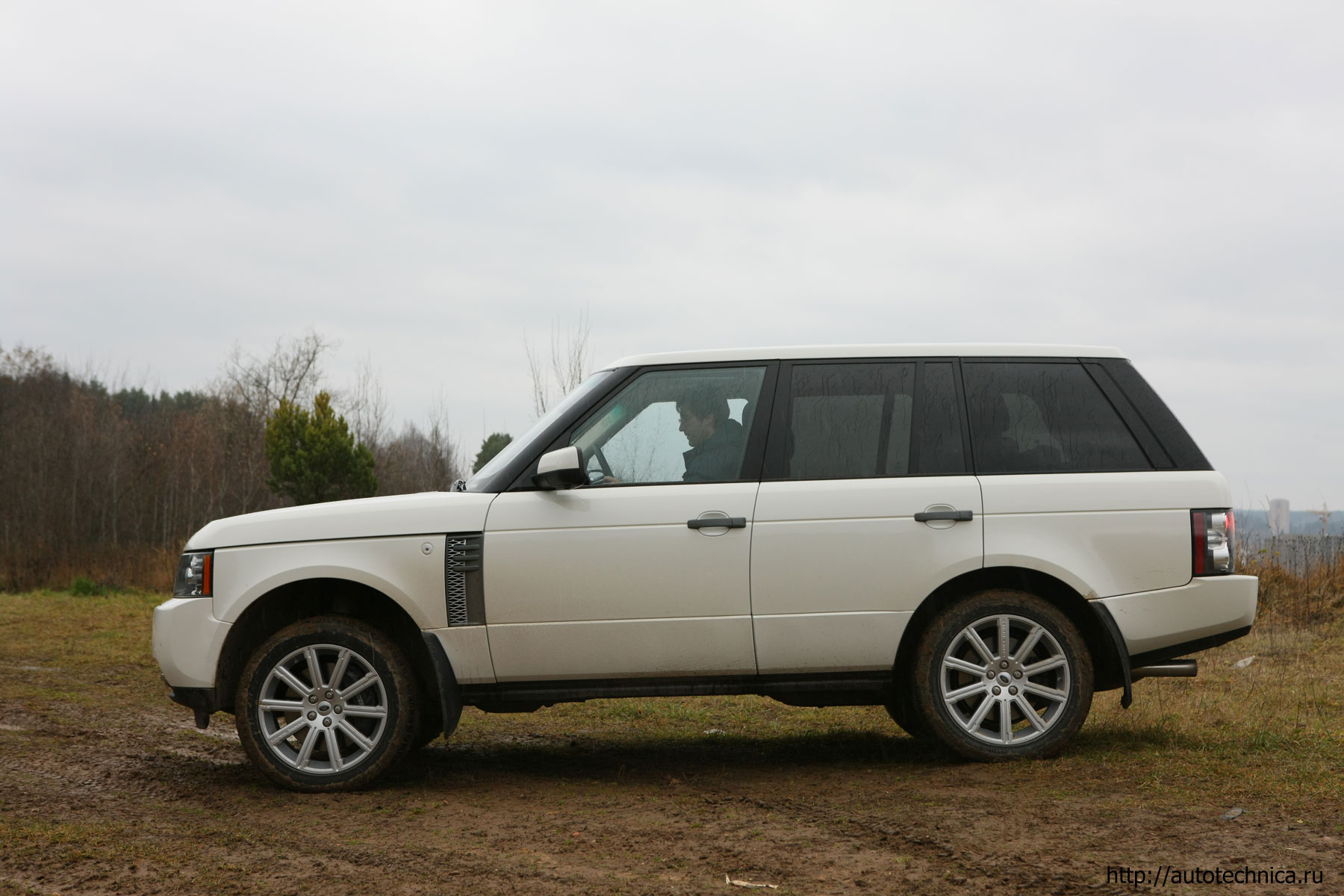 range rover supercharged 2012