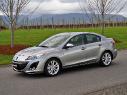 Mazda представила обновленную «трешку»